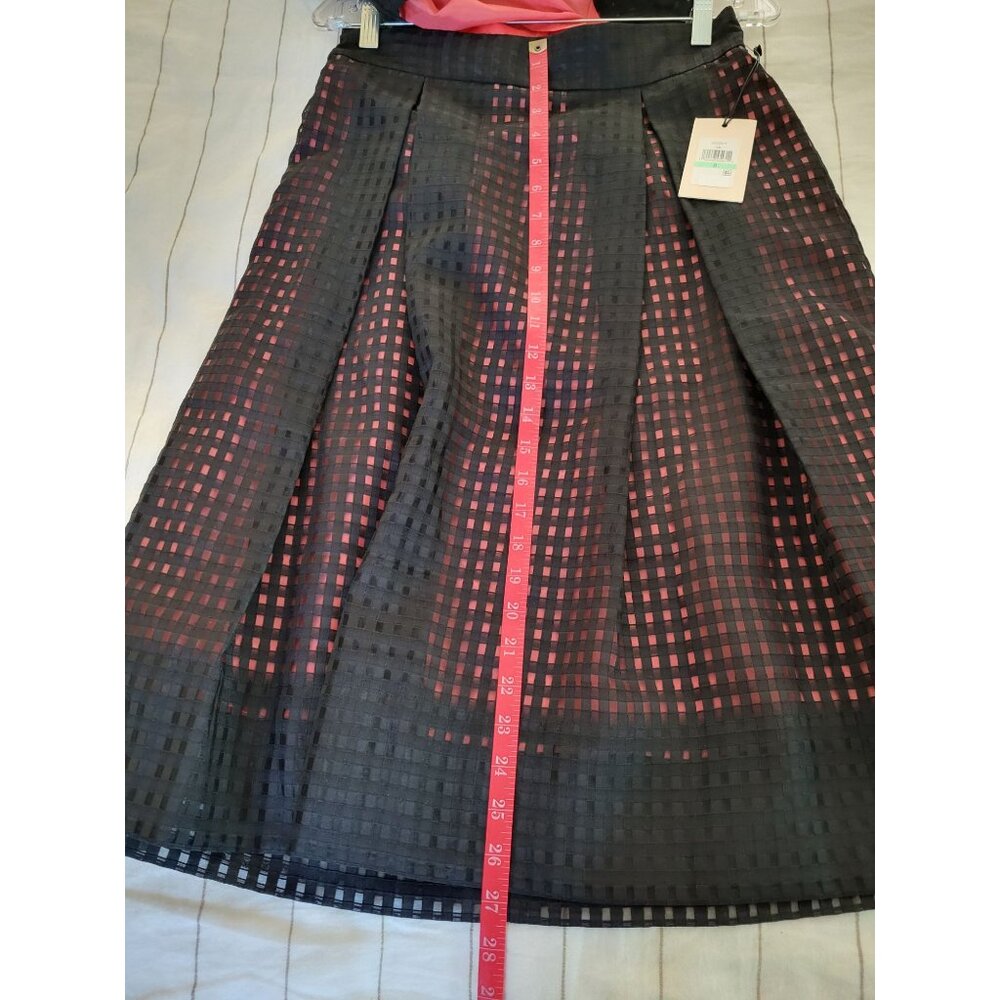 Ivanka Trump Women's Black & Pink Under Lining Sleeveless Top & Skirt Set Size 8 - Picture 8 of 16